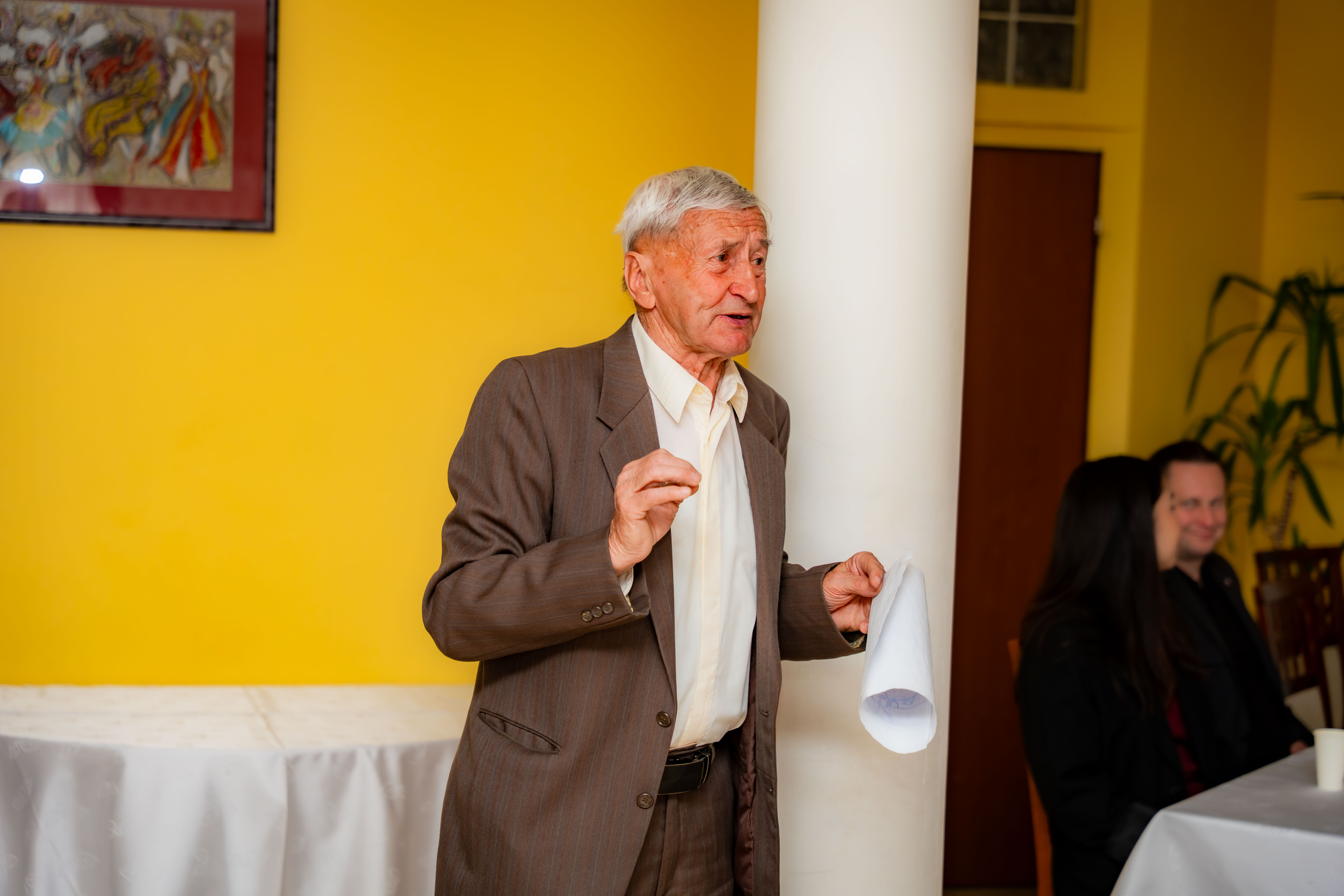 Navsteva klubu seniorov v MC Kosice - Krasna-1-14